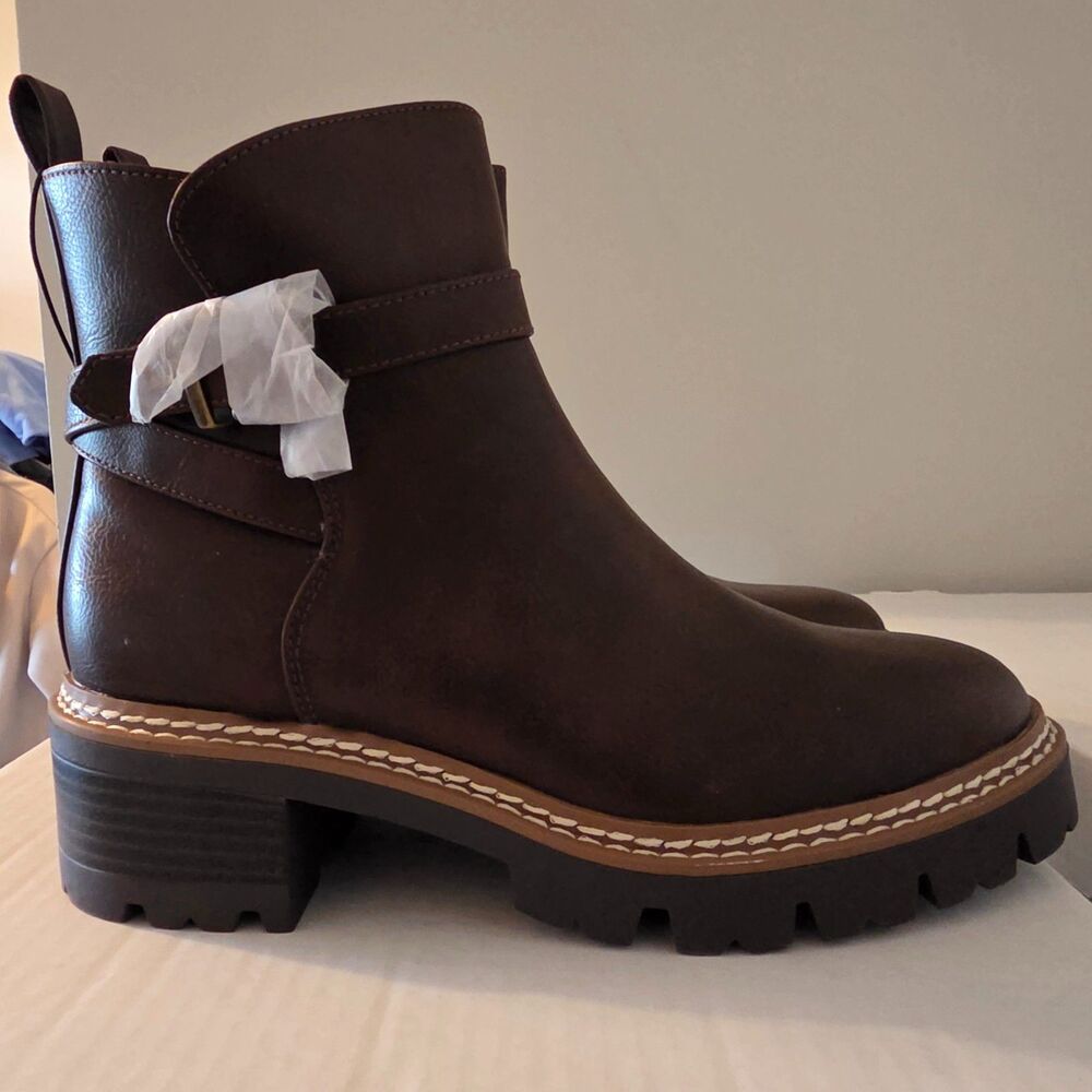NWT Brown St.John's Bay Memory Foam Ankle Booties | Women's Size 6.5